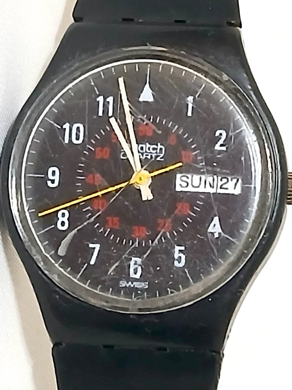 Swatch Quartz Watch Black Day Date Vintage Swiss 5051-P For Repair Parts
